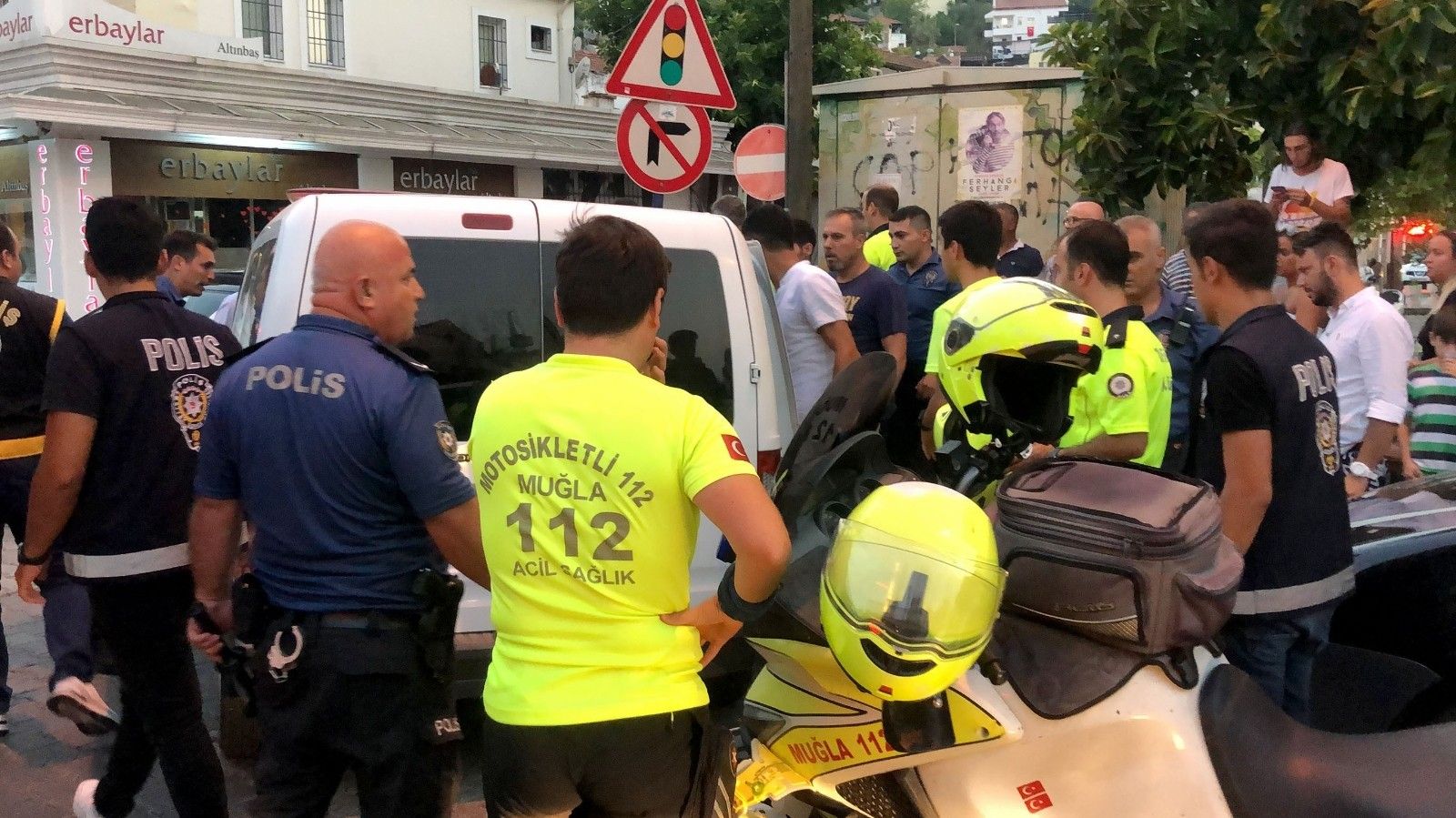 Polis; "İstenmeyen olaylar yaşandı, pişmanım"