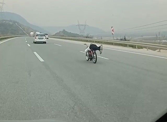 Trafik magandası pes dedirtti