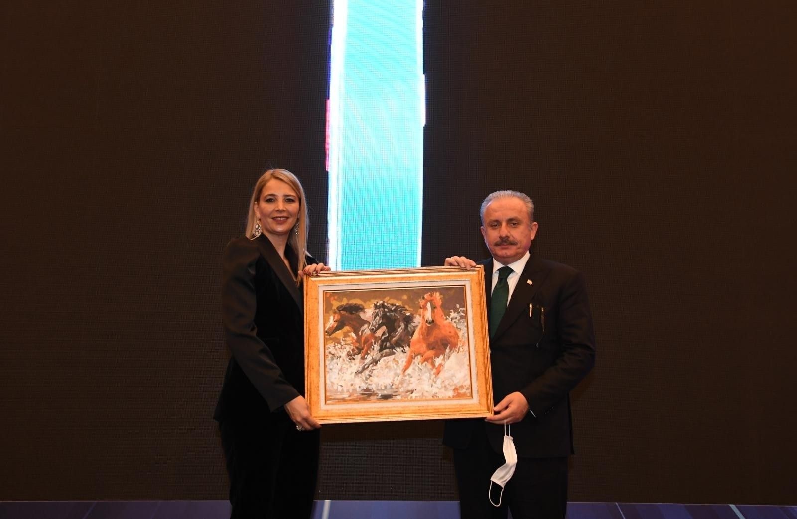 TÜGİAD'a ilk kez kadın başkan