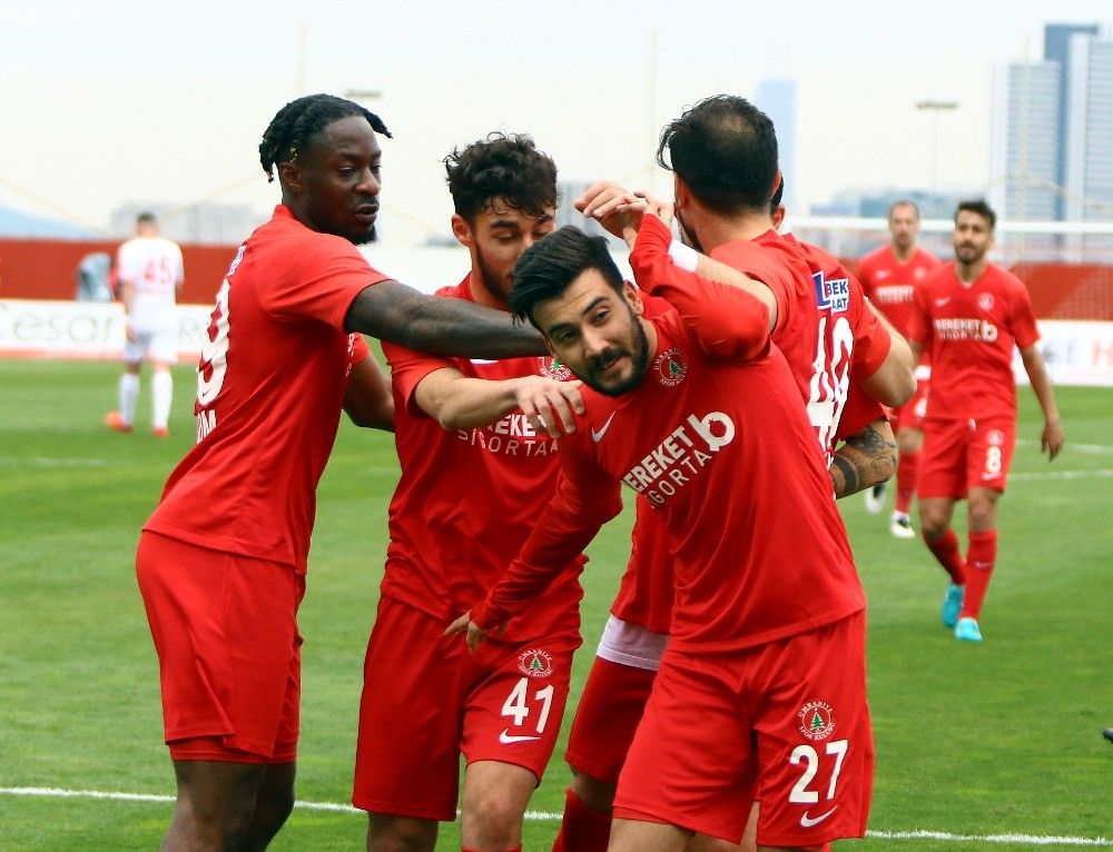 Ümraniyespor: 1 - Balıkesirspor: 2