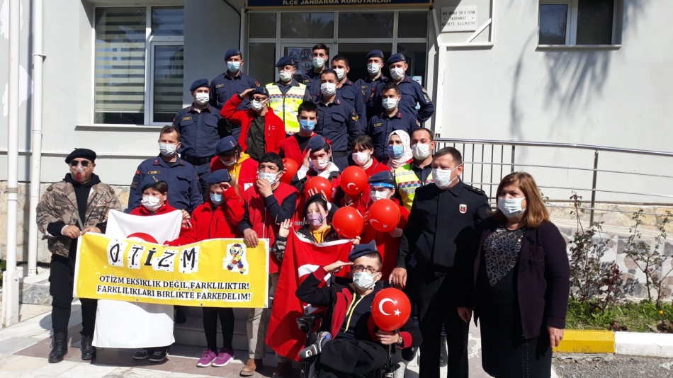 Urla'da Otizm Günü etkinliği
