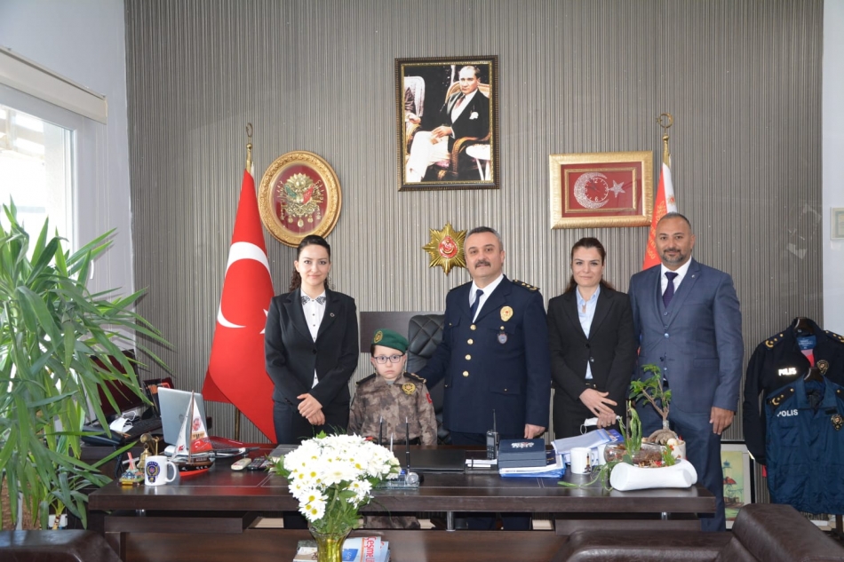 Çeşme'de Polis Haftası halkla kutlandı