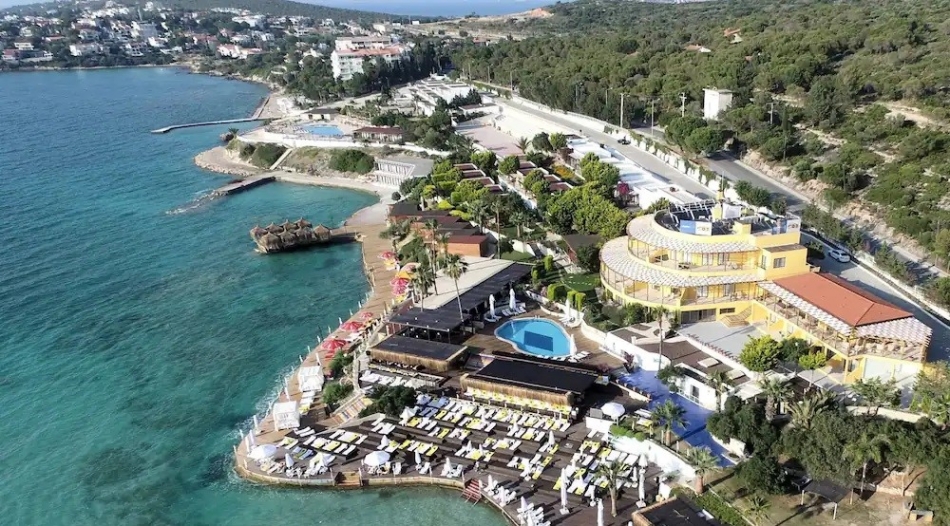Çeşme Belediyesi suçüstü yaptı, dolguyu durdurdu