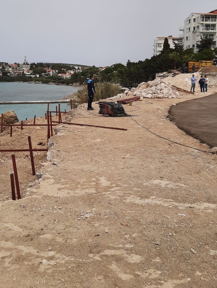 Çeşme Belediyesi suçüstü yaptı, dolguyu durdurdu