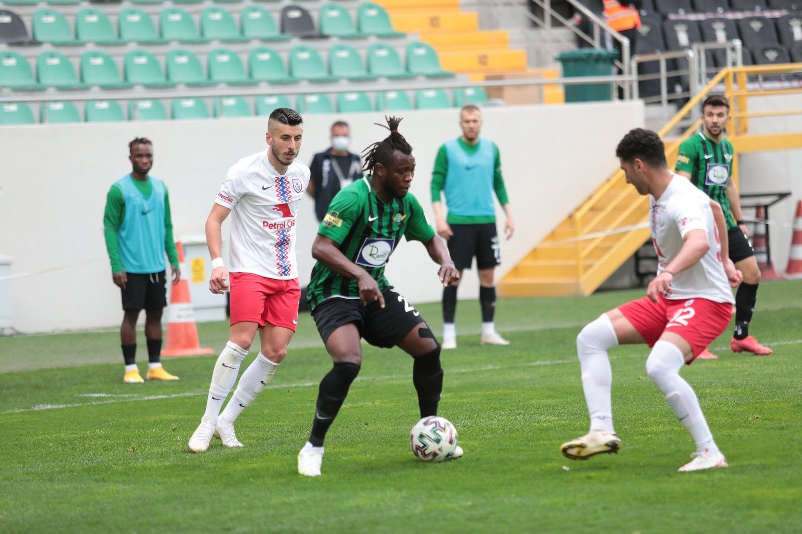 Akhisarspor: 1 - Altınordu: 1