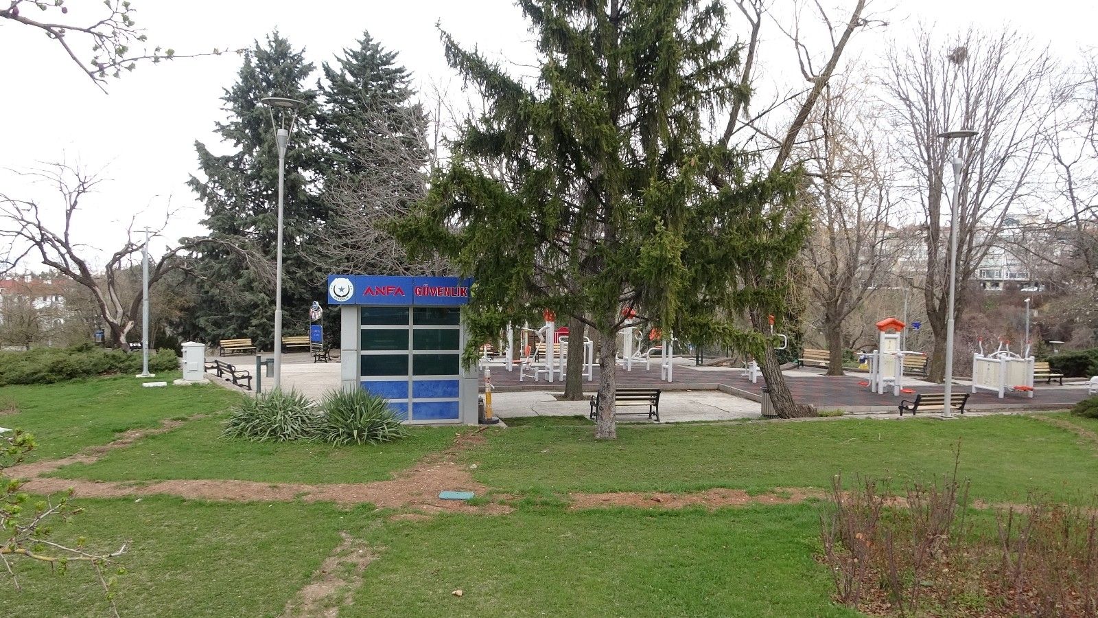 Başkentte sokaklar sessizliğe teslim