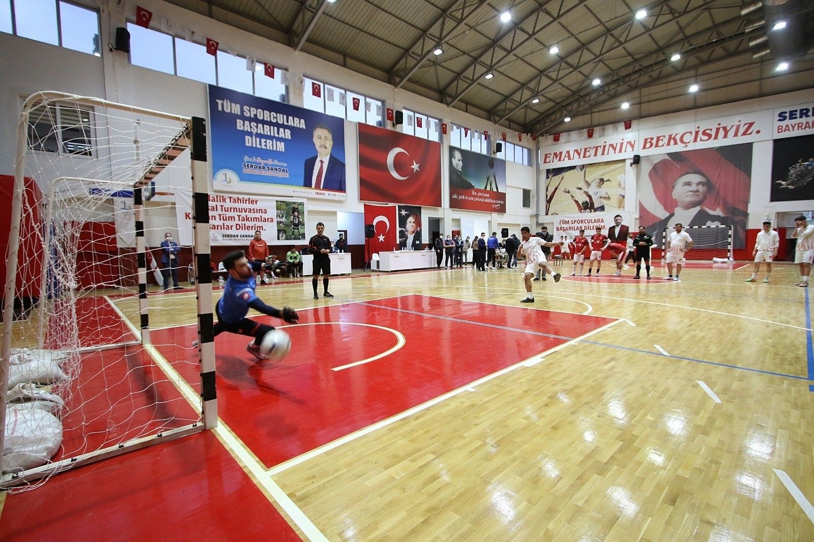 Depremde hayatını kaybeden futbolcu için anlamlı turnuva