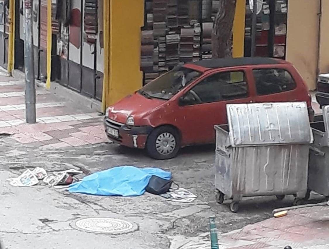 Hem öldürdü, hem de başsağlığı diledi