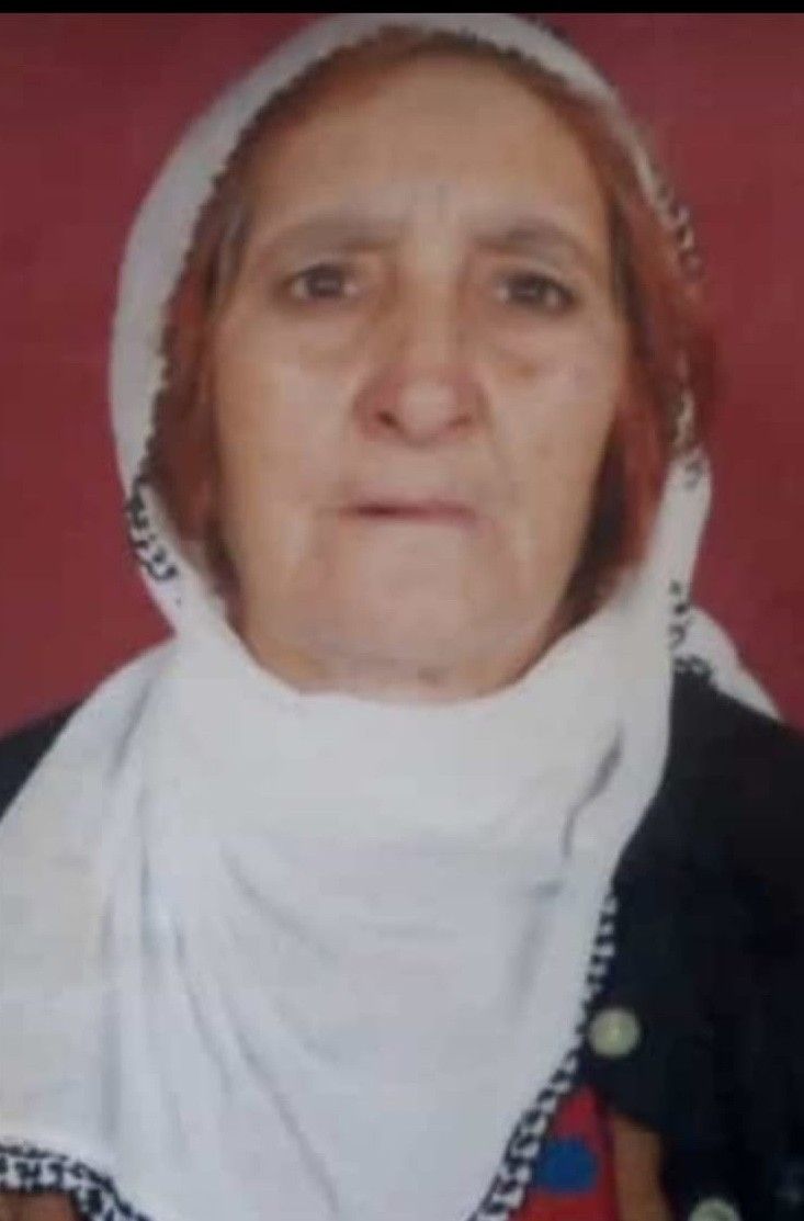 Kayalıklar arasında sıkıştı hastanede öldü