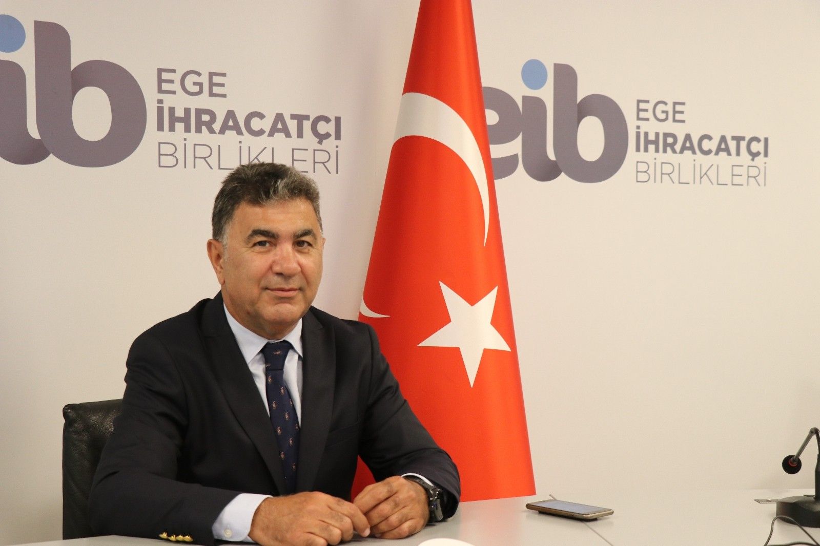 Yarışmada kazanıp dünyaya açıldılar