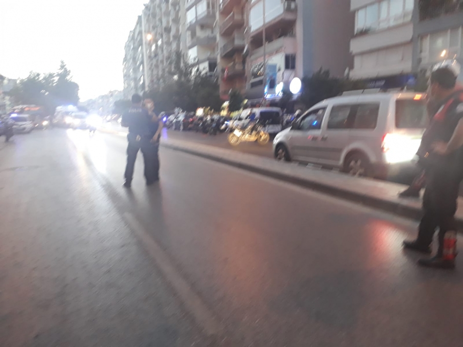 İzmir'de büyük çatışma: 3 yaralı