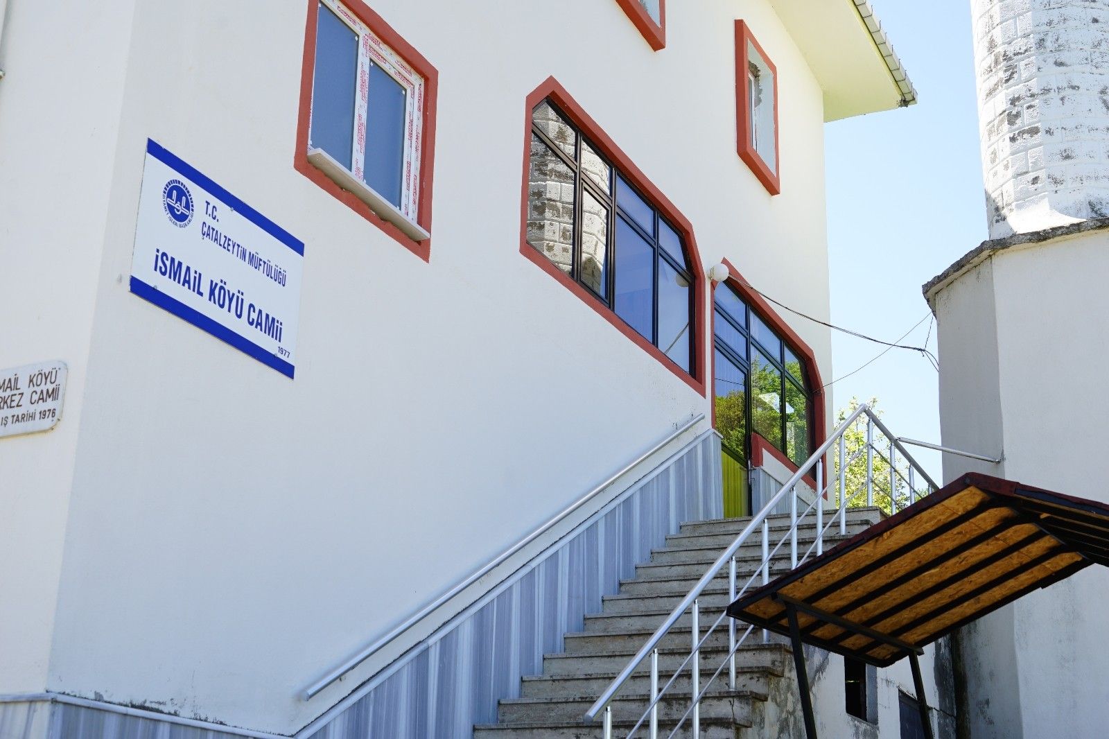 Cuma namazında korona bulaştırdı, 6 kişi öldü