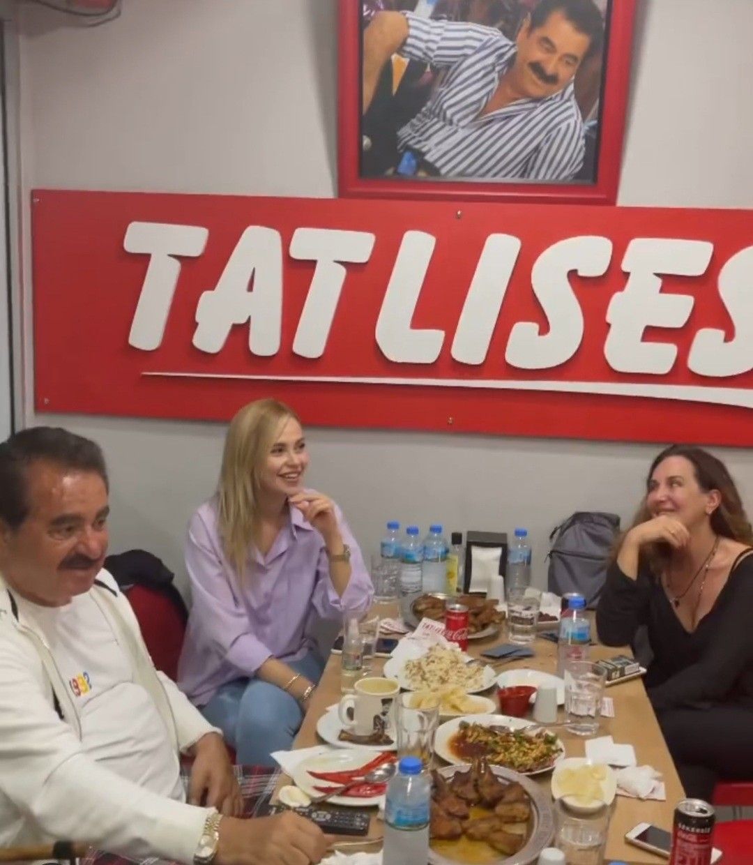 İbrahim Tatlıses sevgilisiyle Bodrum'da