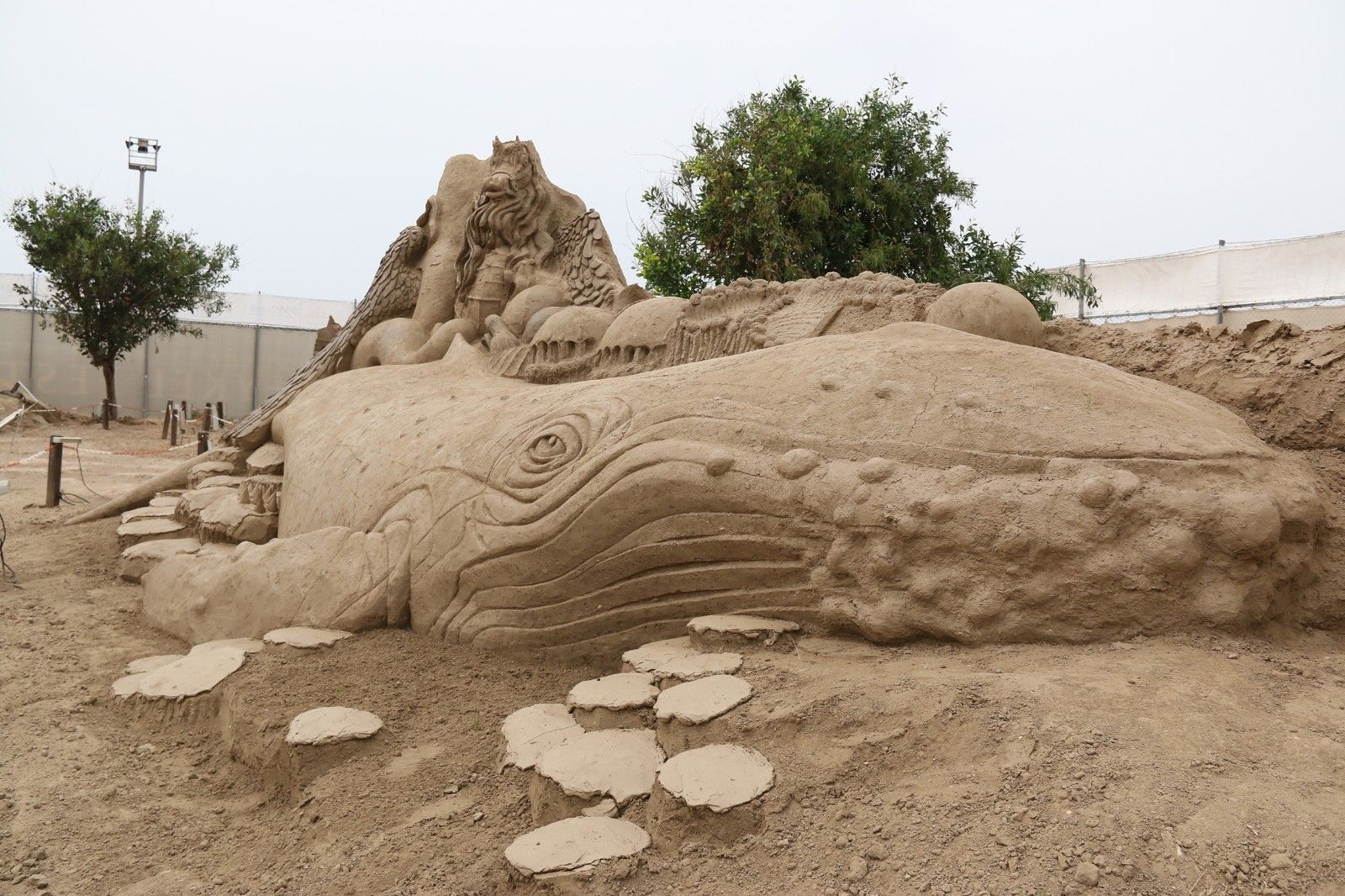 "Kayıp Kent Atlantis" kumda canlanıyor