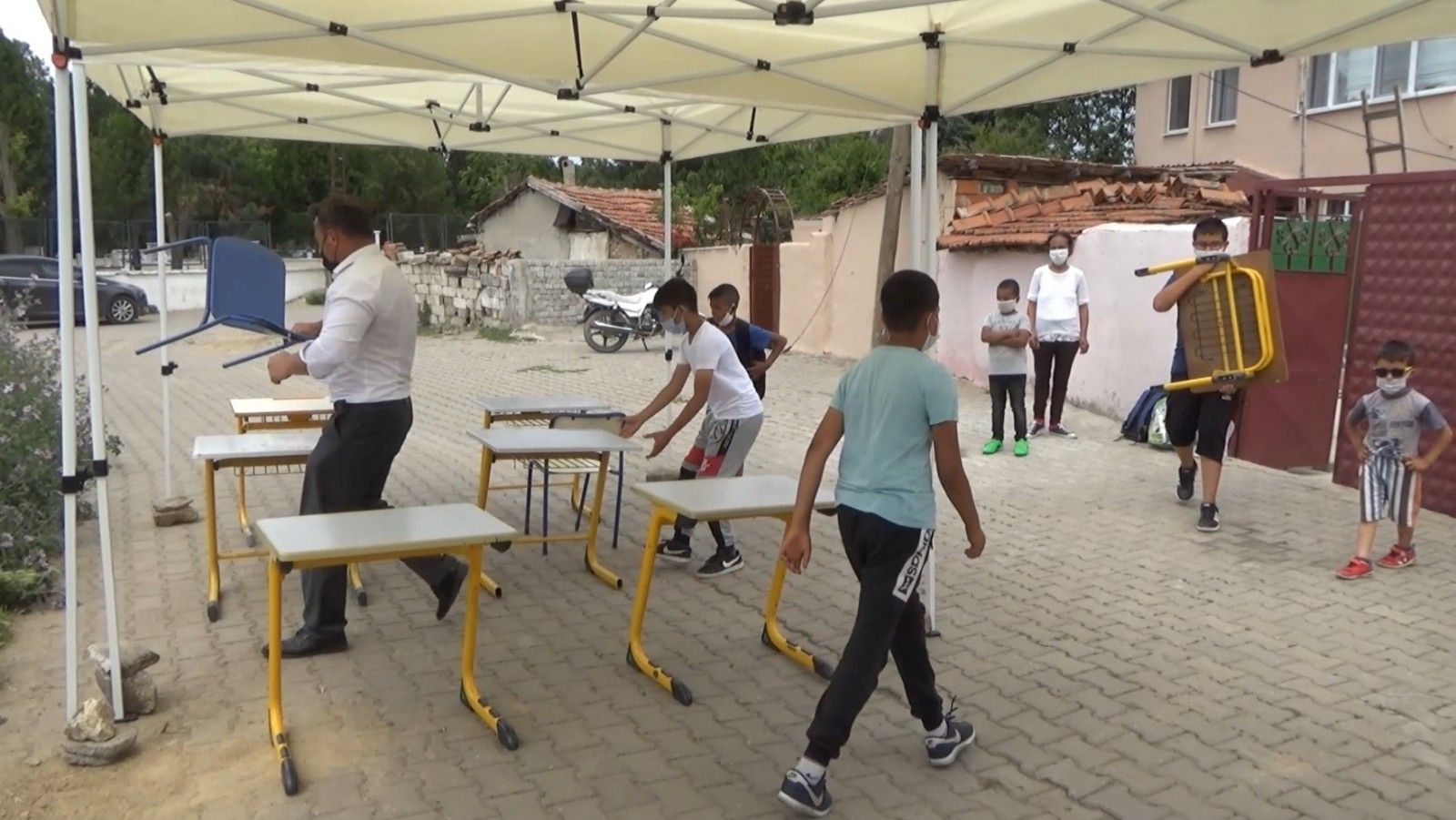 Mahmut Hoca'nın "Okul her yerdir" repliği gerçek oldu
