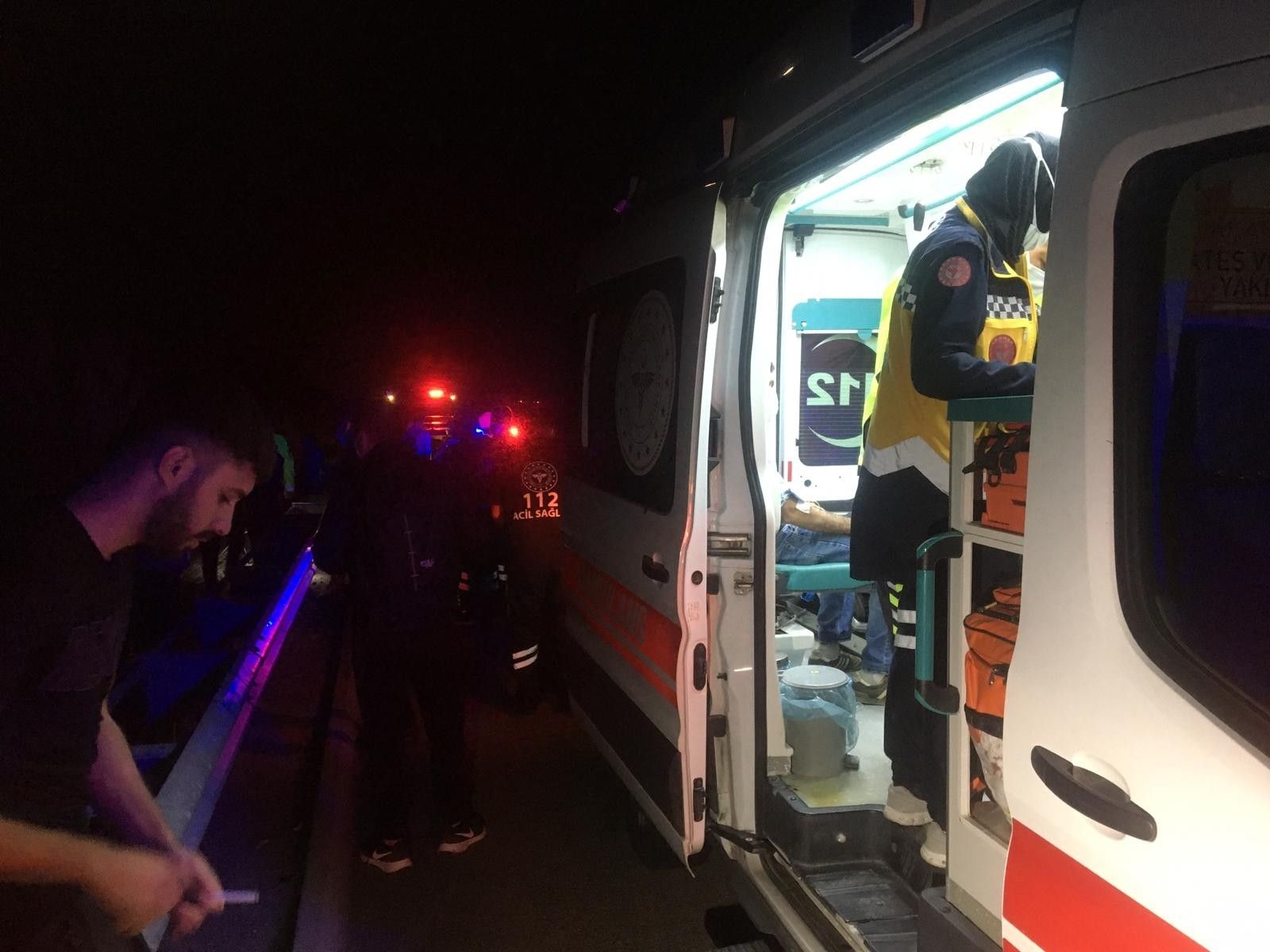 Niğde'de yolcu otobüsü devrildi: 1 ölü 10 yaralı