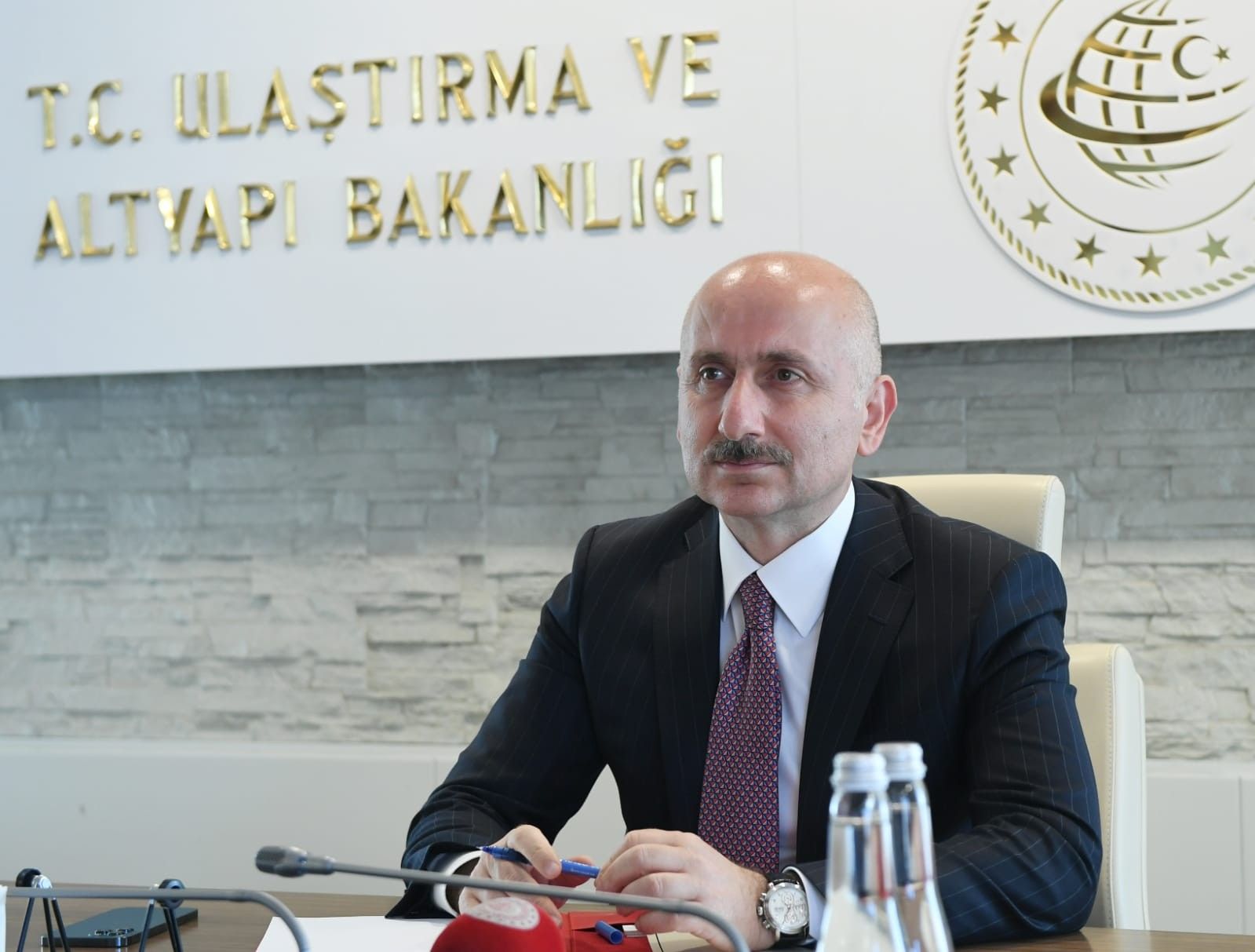 Bakan Karaismailoğlu, İzmir Ticaret Odası Meclis Toplantısı'na katıldı