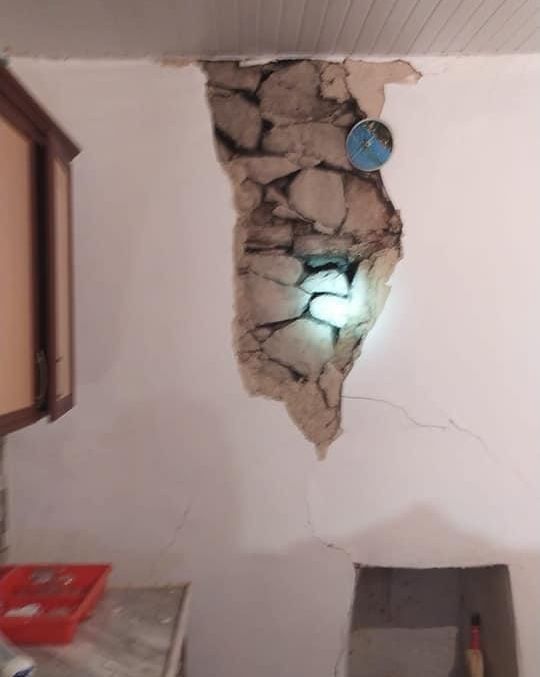 Elazığ'da depremden 5 köy kısmen etkilendi