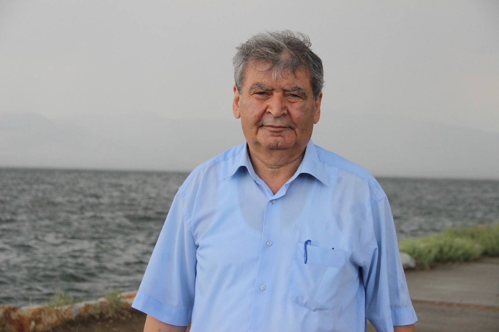 İzmir Körfezi'ndeki koku ve kirlilik artıyor