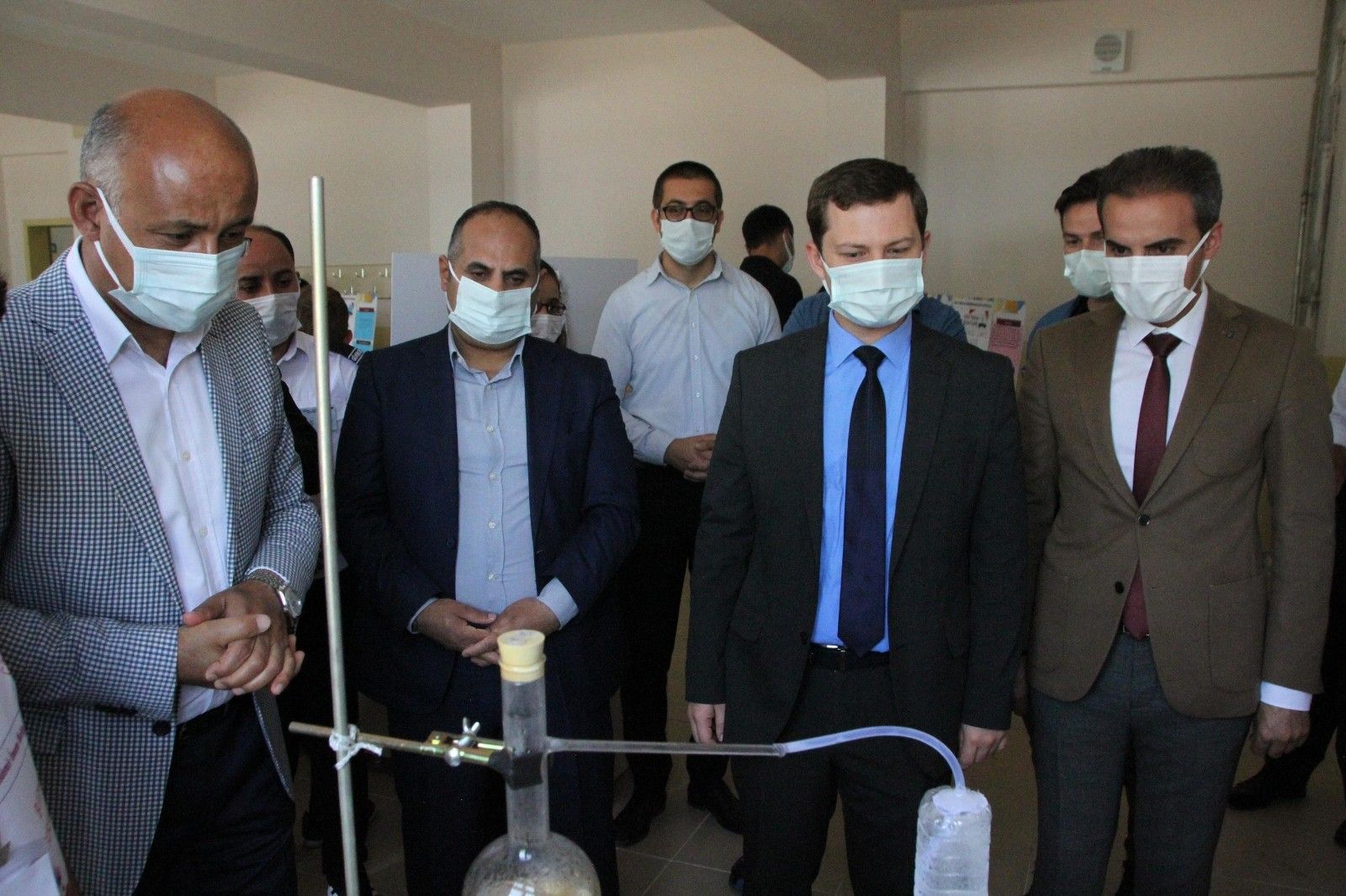 Malazgirt'te 'TÜBİTAK Bilim Fuarı Sergisi' açıldı