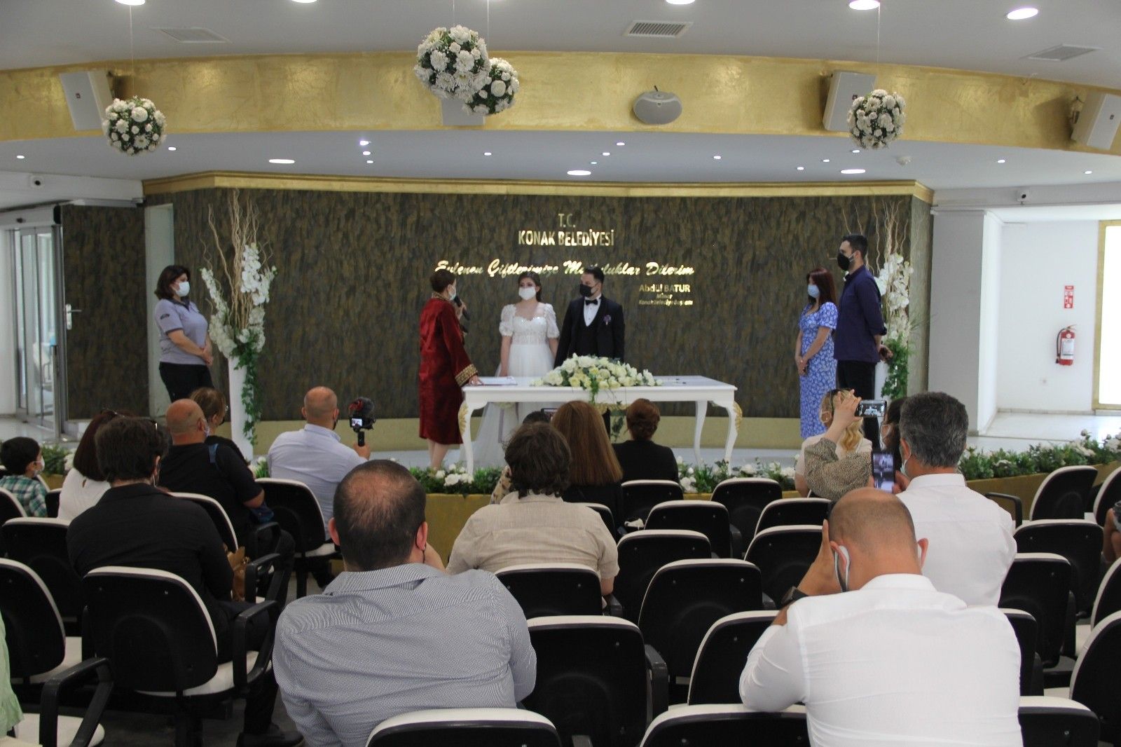 Normalleşme başladı, nikah talepleri patlama yaptı