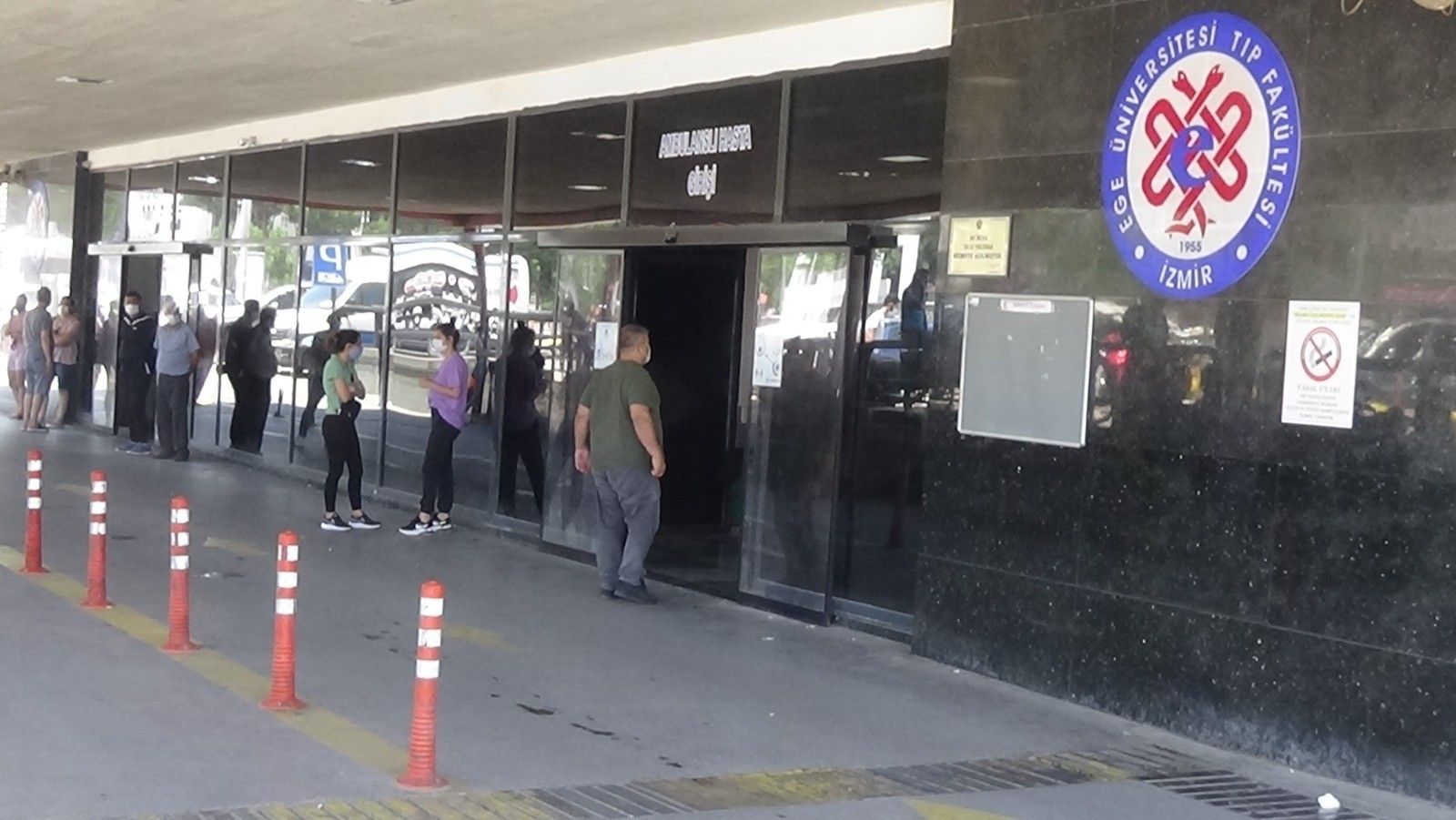 Sahte içkiden hayatını kaybeden konservatuvar öğrencisi toprağa verildi