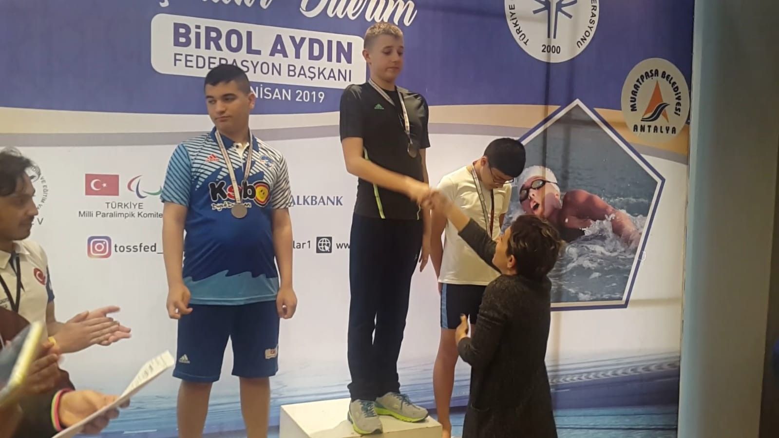 Sınırları aşan kulaçlar