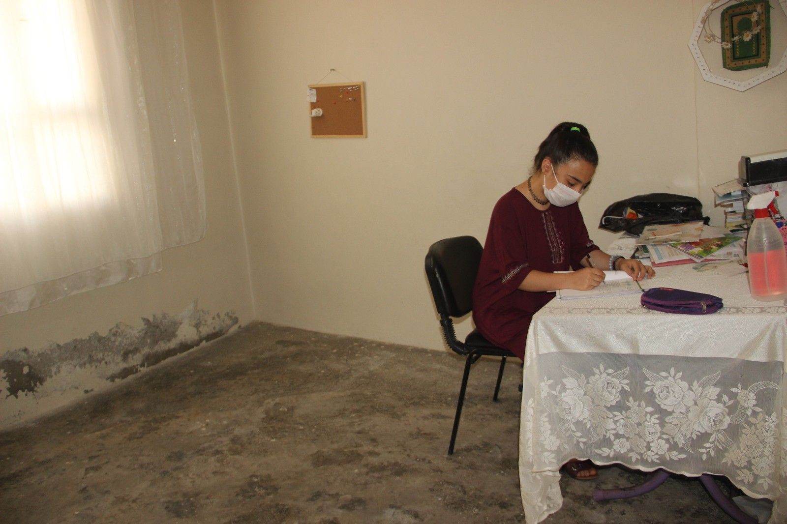 Anne ve kızın okuma azmi, 'Annem benim için okula başladı'