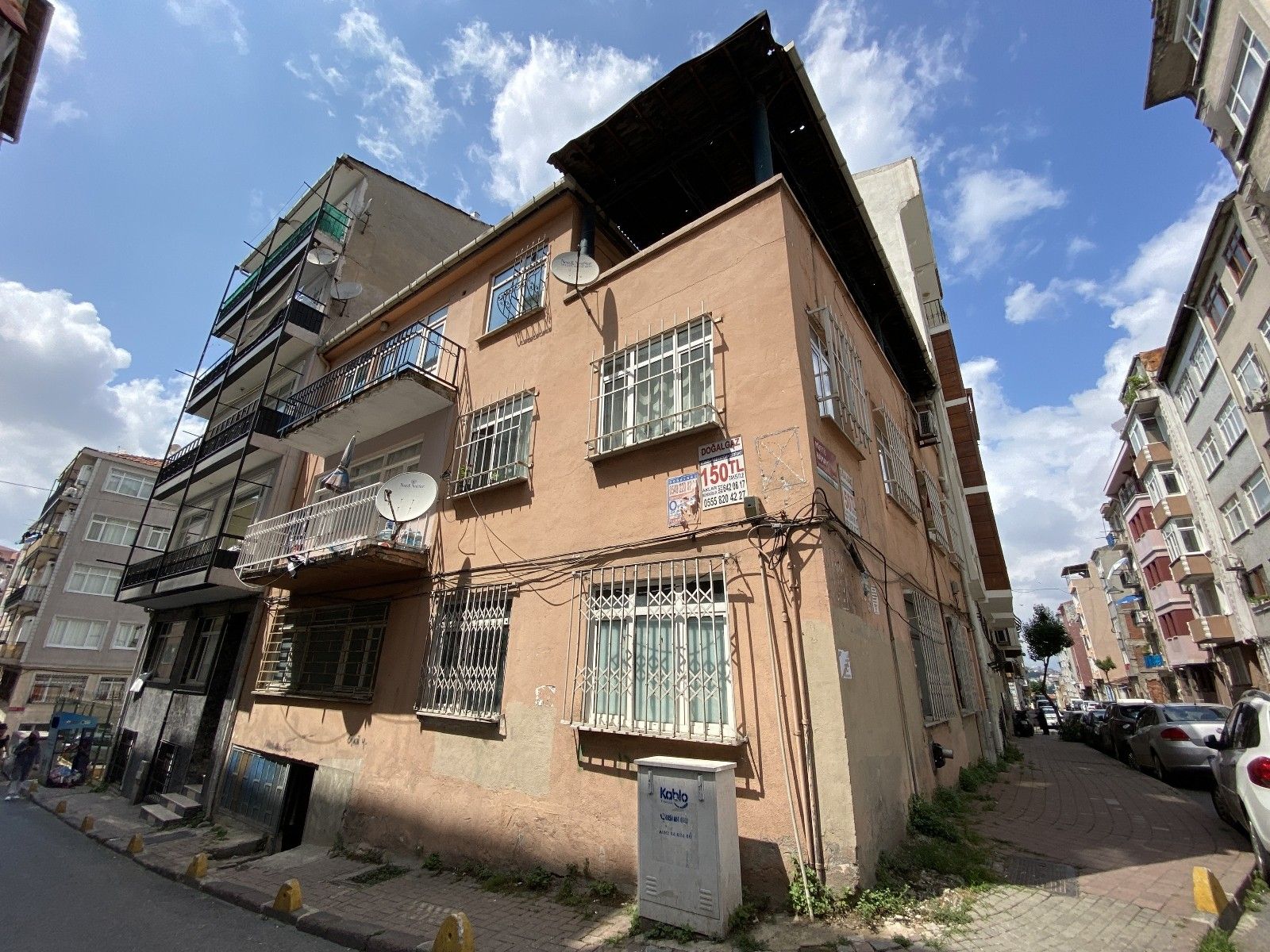 Apartmanın altında bizans döneminden kalma kilise