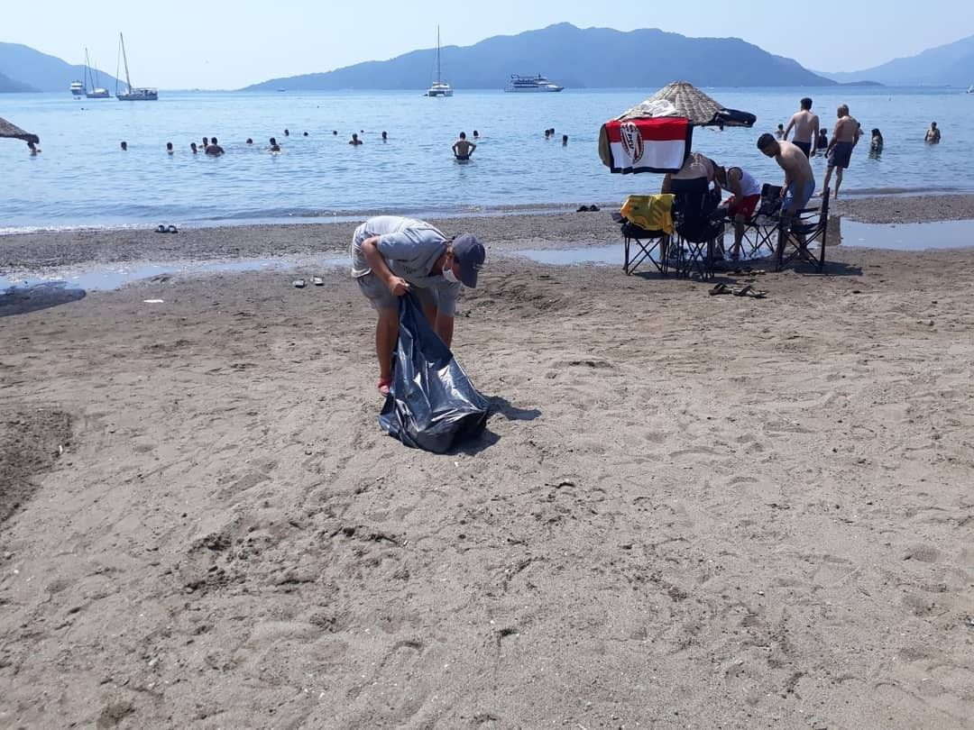 Marmaris'te bayramda 3 bin ton çöp toplandı
