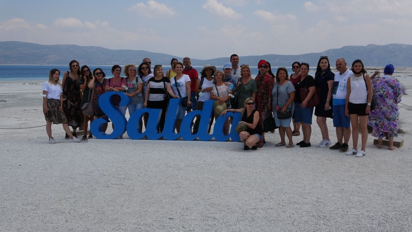 Salda Gölü'ne ziyaretçi akını