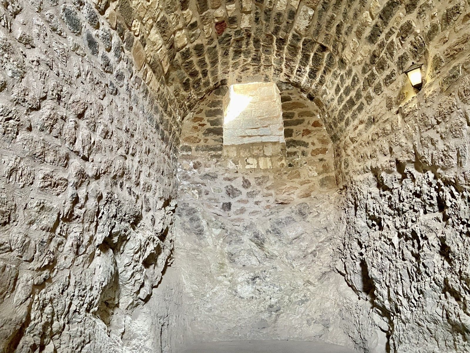 İshak Paşa Sarayı yıllara meydan okuyor