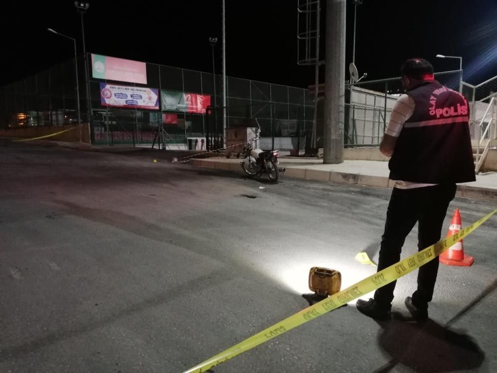 İzmir'de polisin yaralandığı çatışmada 6 şüpheliden 1'i tutuklandı
