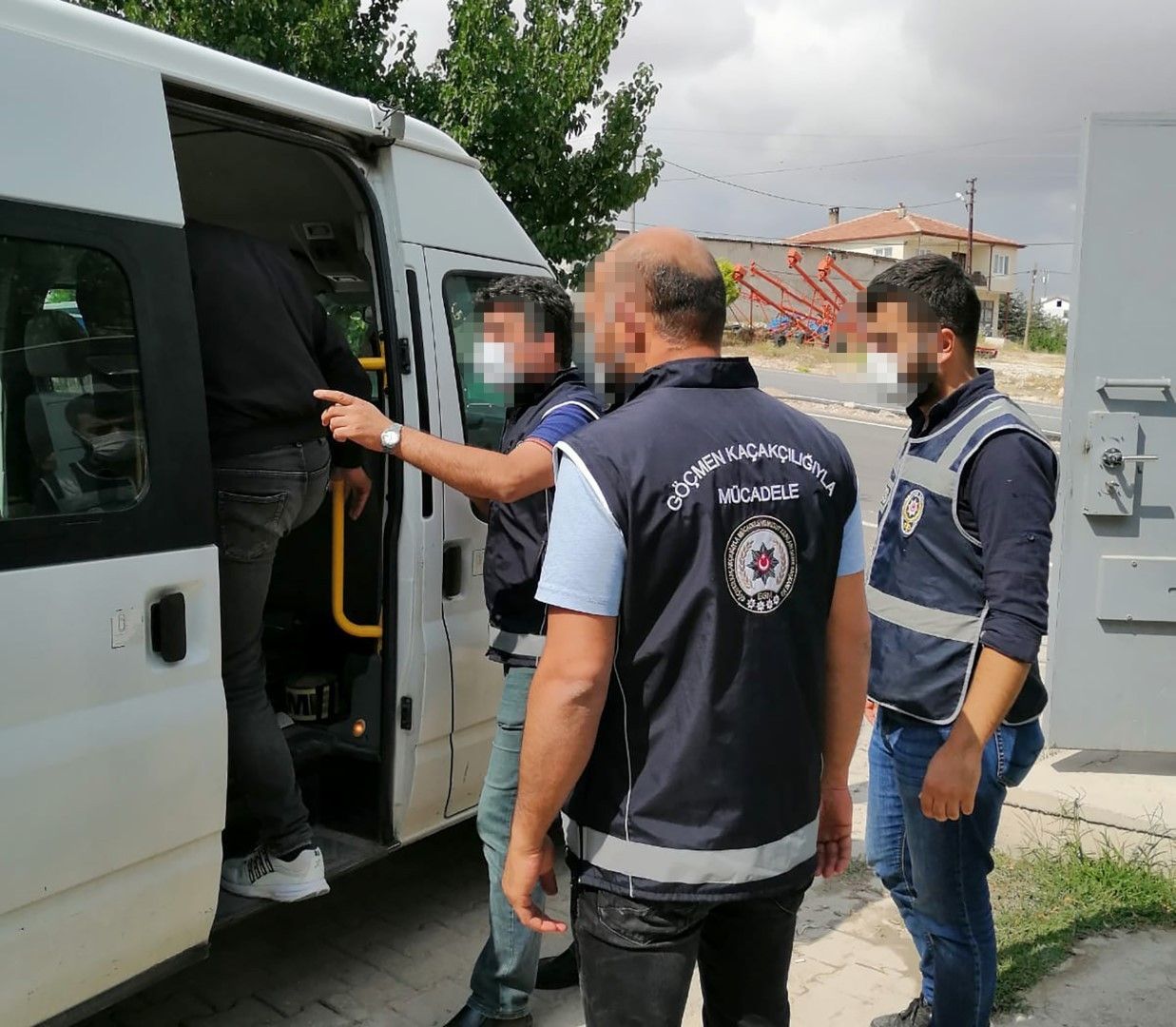 Para karşılığı organ naklinden aranan 3 kişi yakalandı