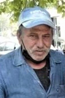 Urla'daki baltalı cinayetin zanlısı her yerde aranıyor