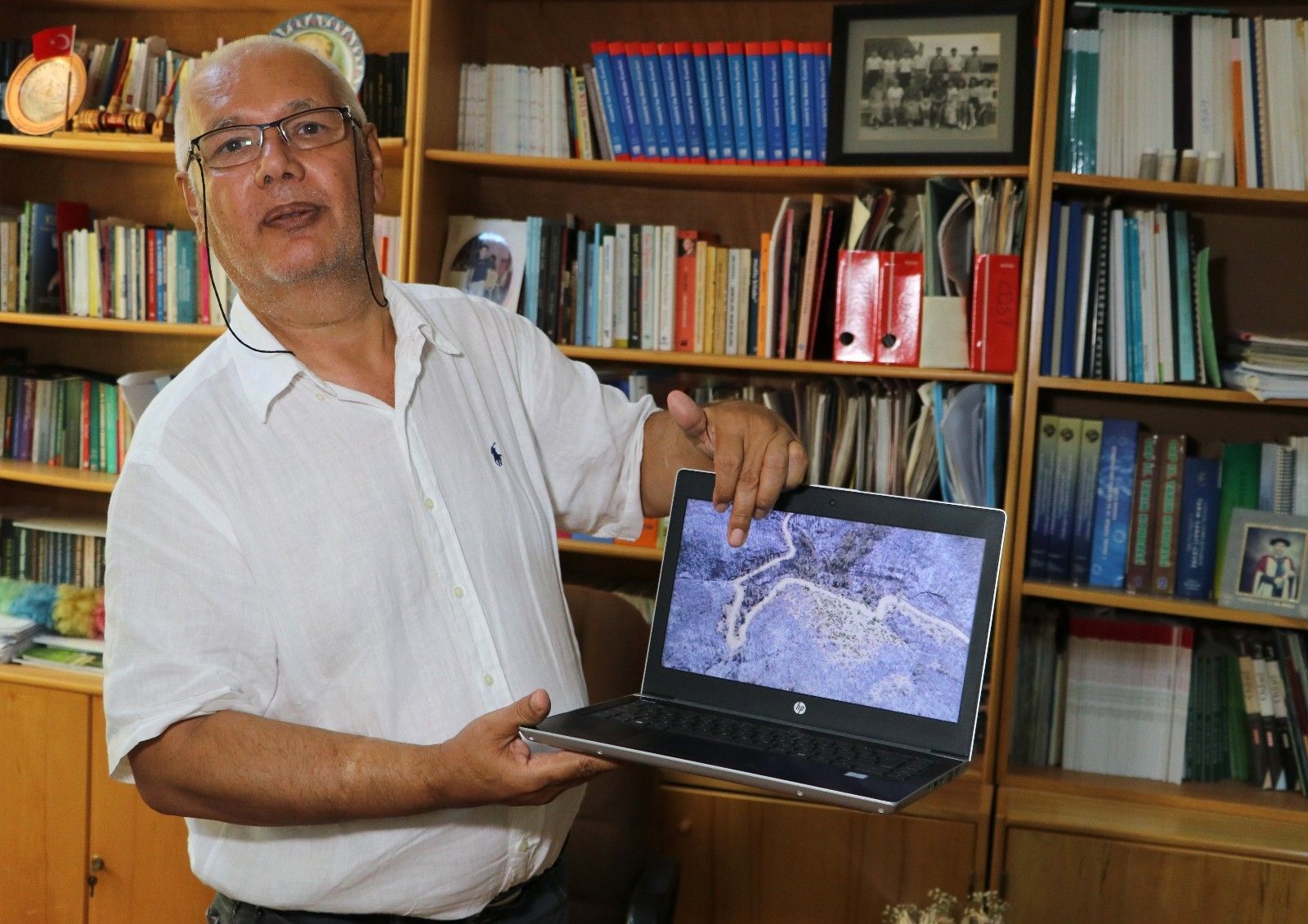 "Yanan alanlara iklime adapte olmuş bitkiler ekilmeli"