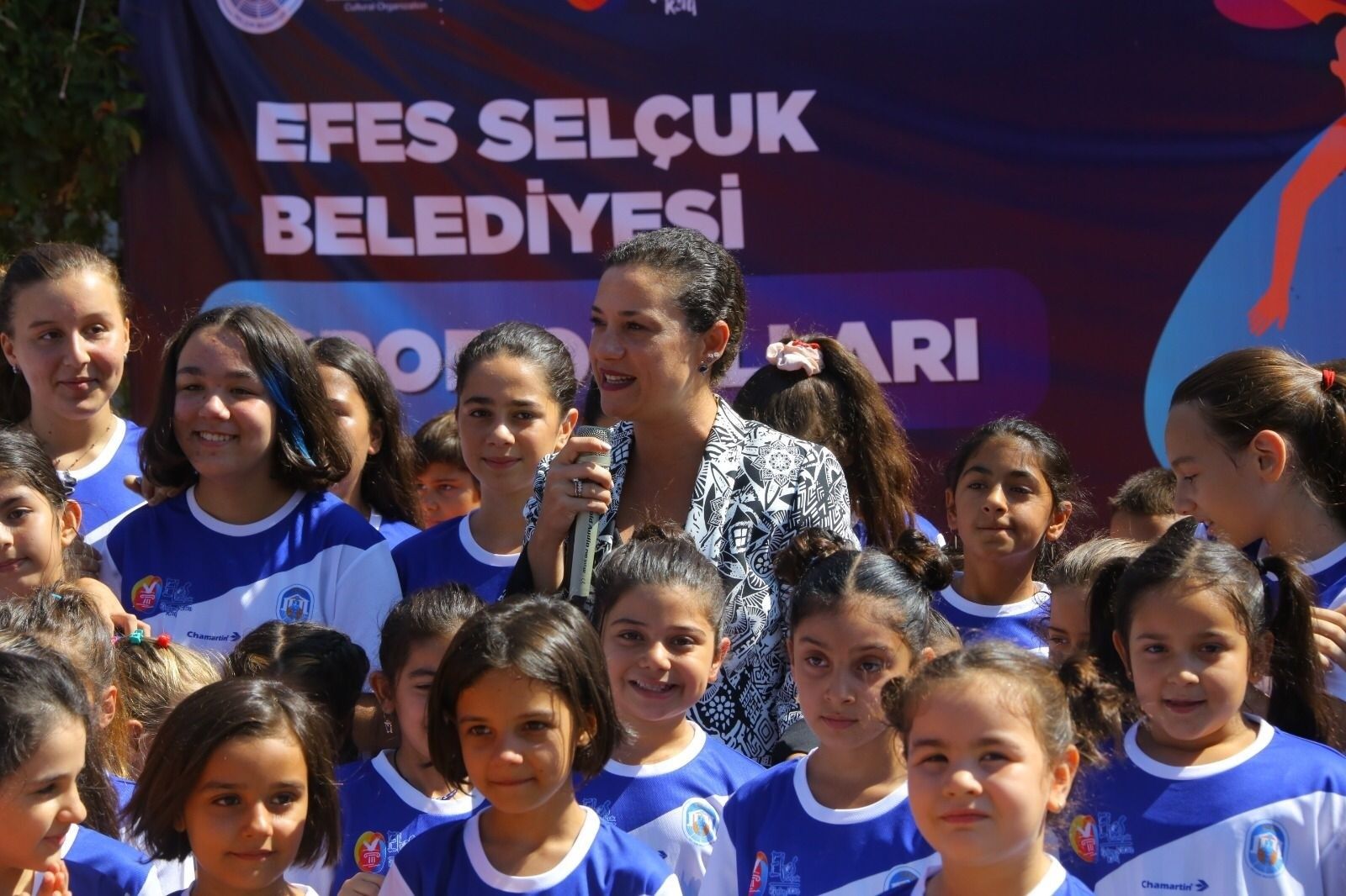 Yenilenen Eftal Doğru Spor Tesisleri, sporcularla buluştu