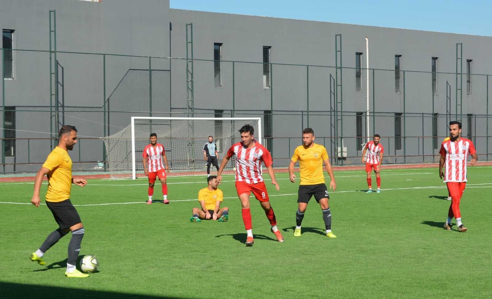Aliağaspor, hazırlık maçında farklı kazandı