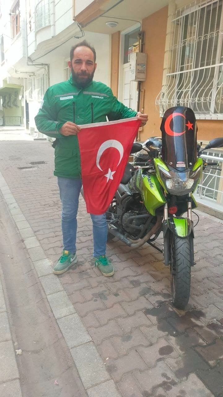 Türk Bayrakları Banabikurye'den