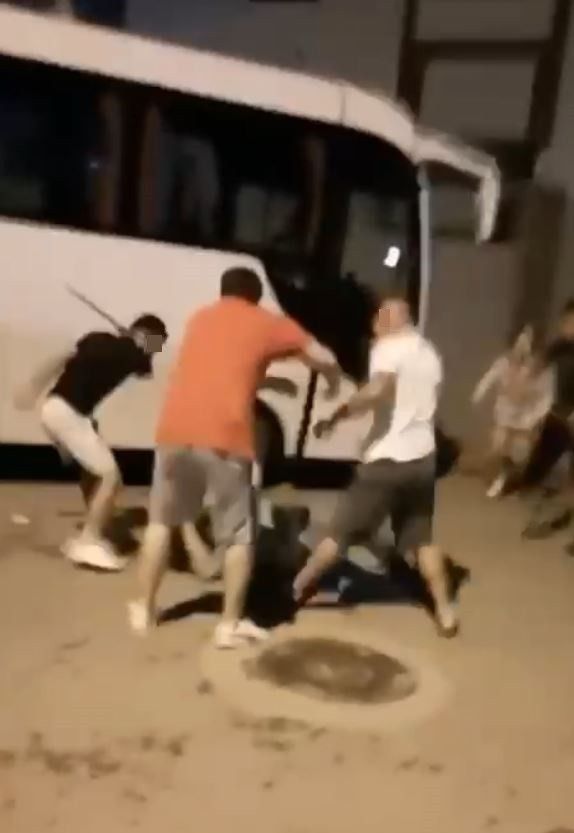 Kadın Kolları Başkanı'na palalı saldırı