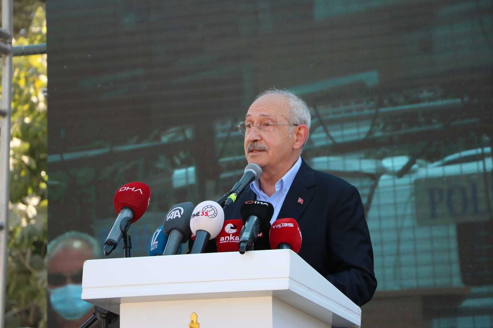 Kılıçdaroğlu, depremzedelerle bir araya geldi