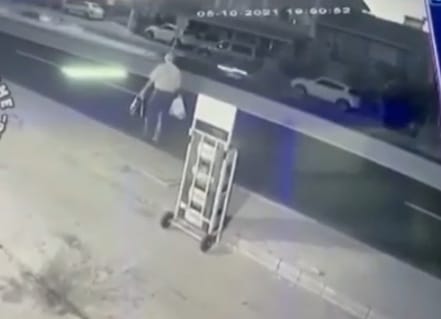 Urla'da feci kaza! Görme engelli yayaya otomobil çarptı