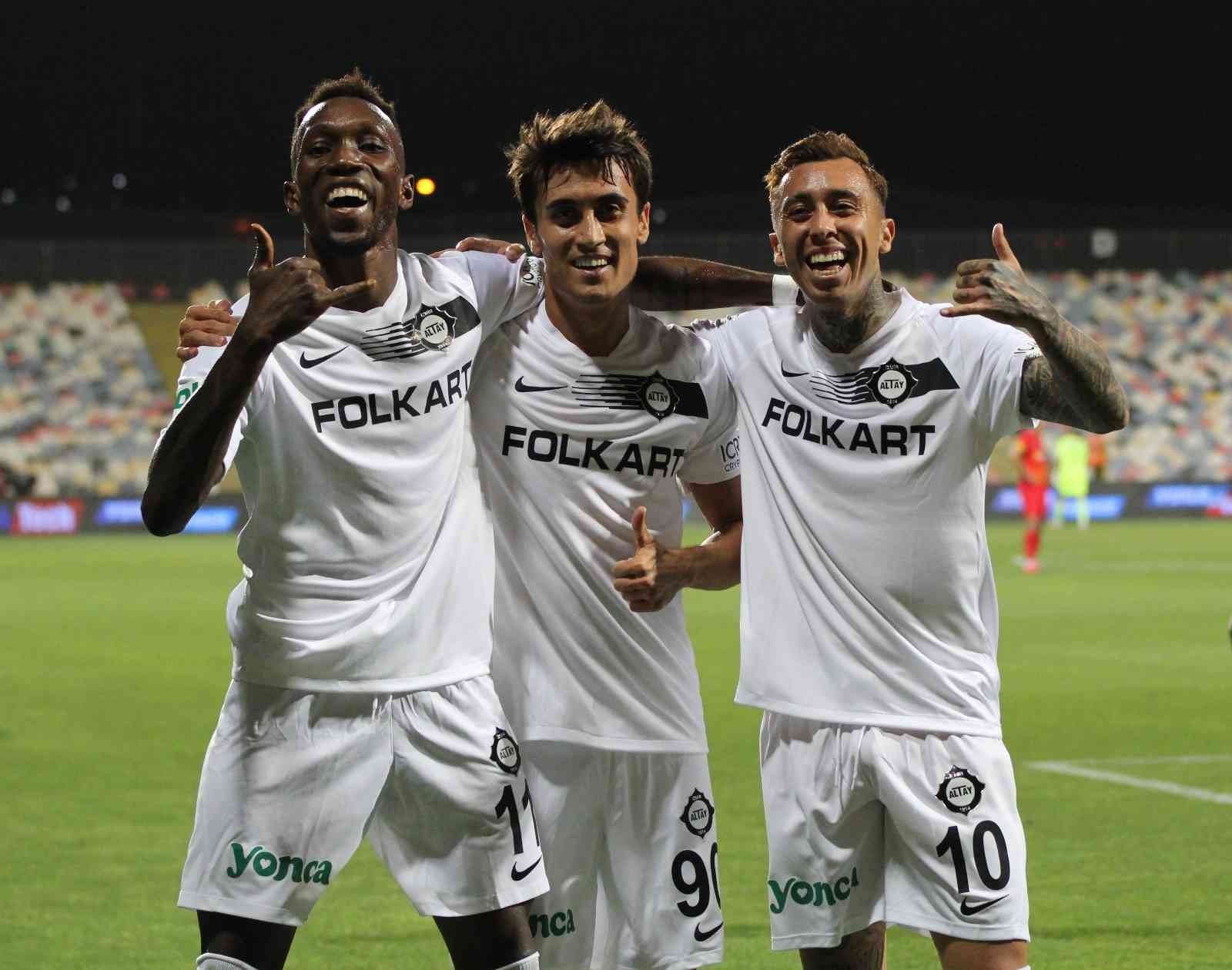Altay'ın yeni transferleri gol olup yağıyor
