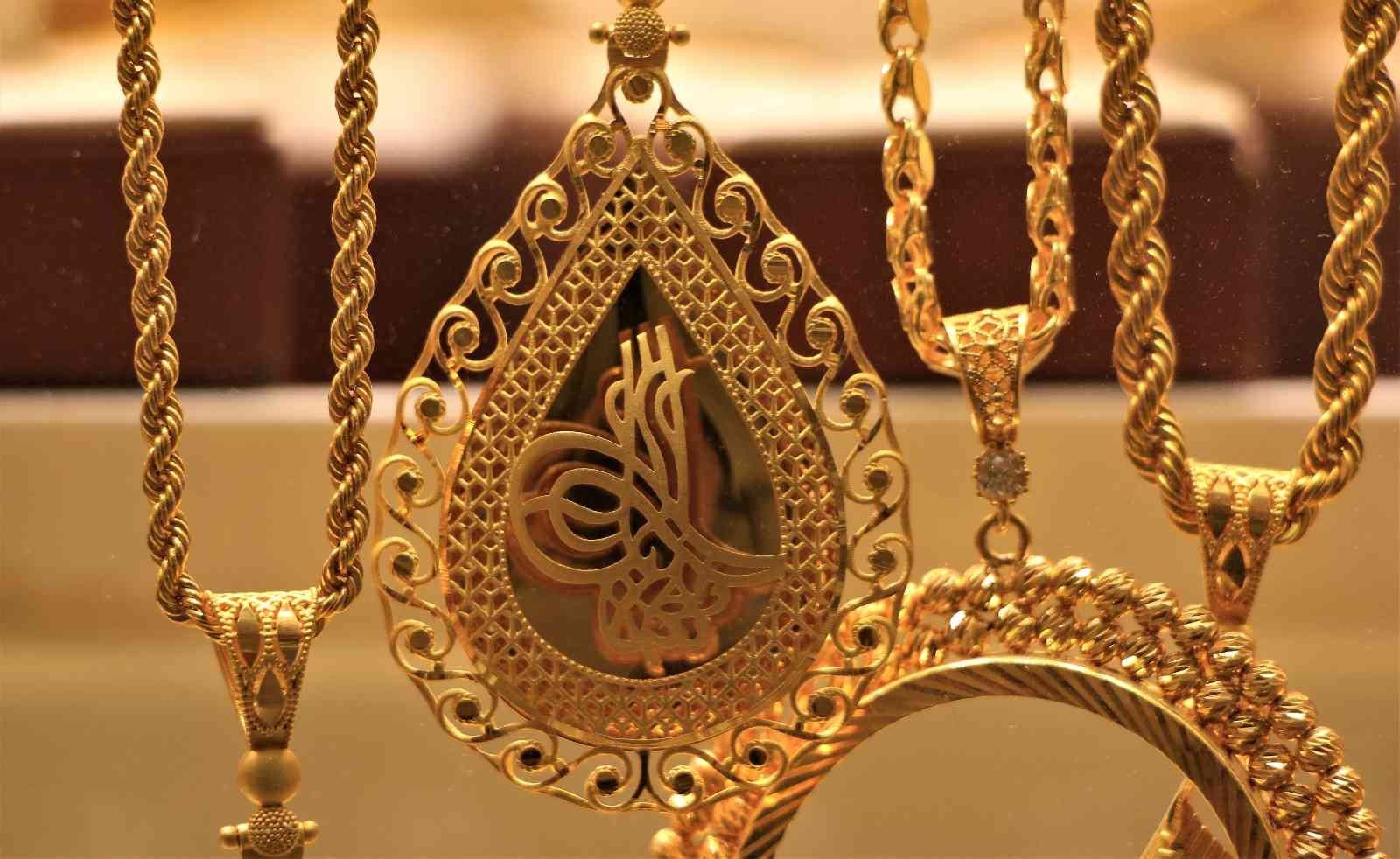 Altınla beraber sahtesi de arttı, kuyumcular başkanı uyardı