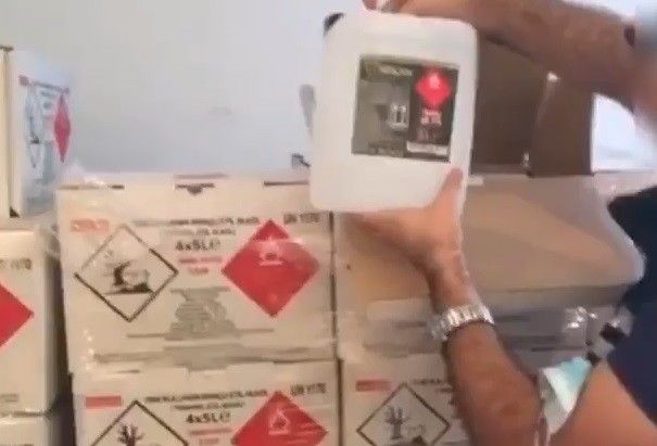 İzmir'de etil alkol depolarına baskın: 8 gözaltı