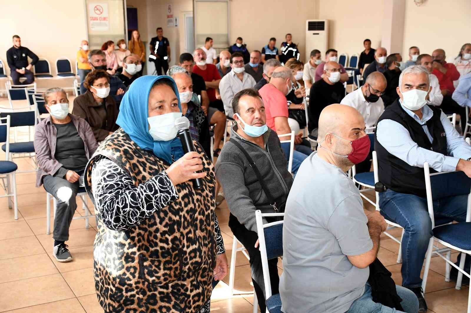 Kuşadası kent meydanında esnafımızı mağdur etmeyeceğiz