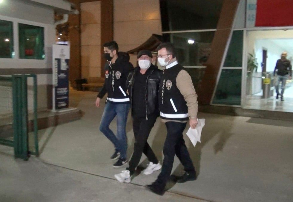Sevgilisinin cesedini emniyete götüren zanlı tutuklandı