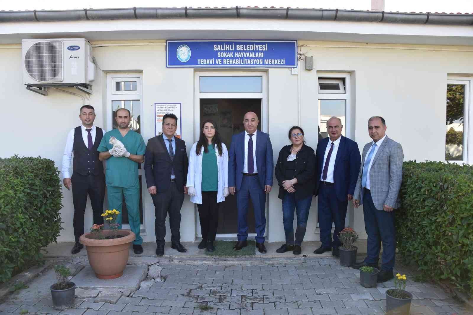 Sokak hayvanlarına teknolojik tedavi