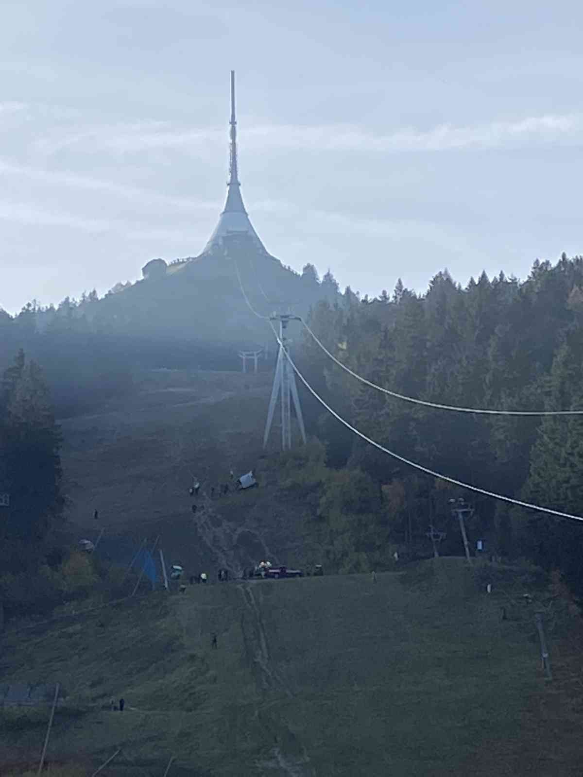 Teleferik kabini 30 metreden yere çakıldı: 1 ölü