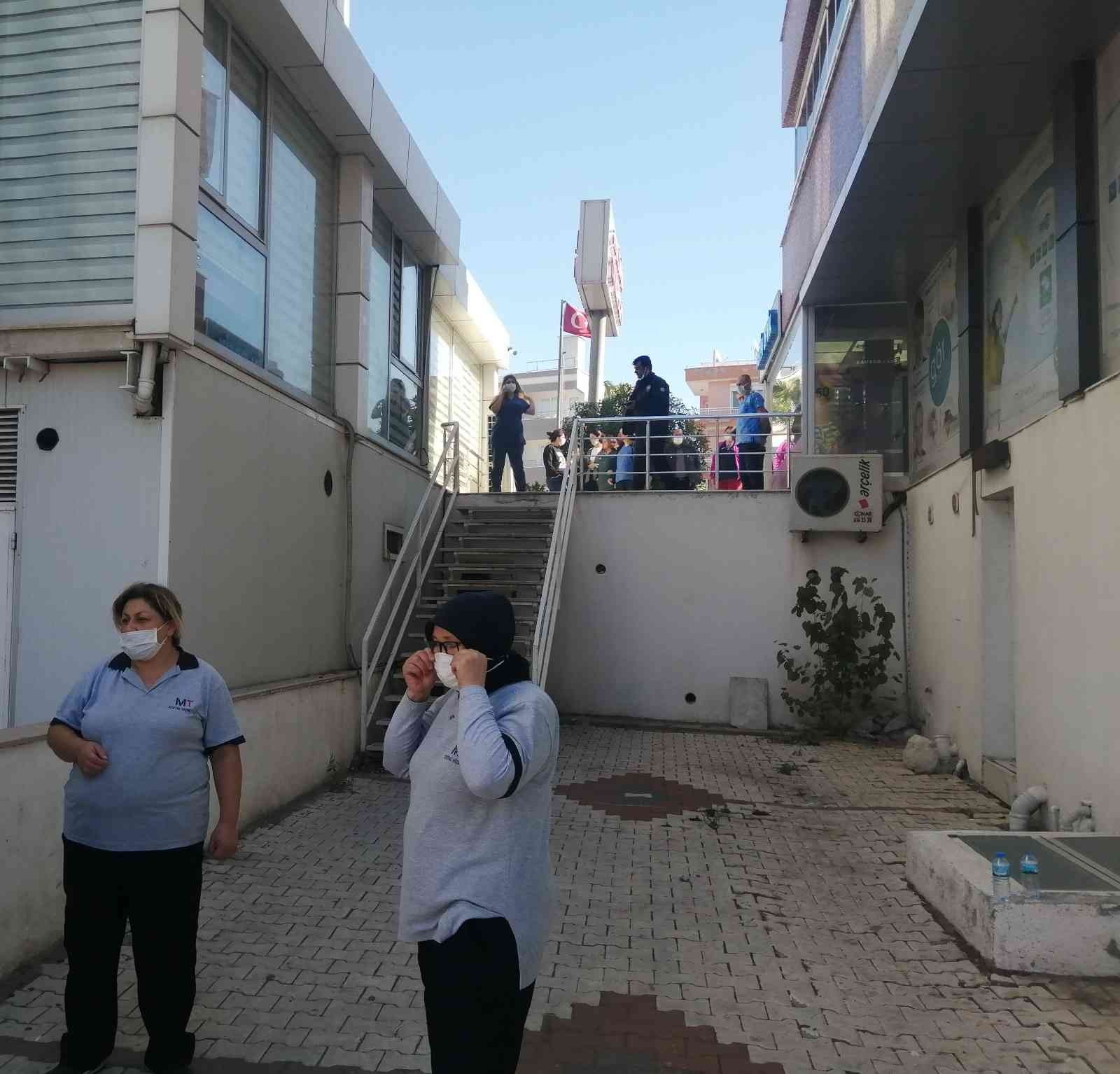 Tıp merkezinde çıkan yangın panik yarattı